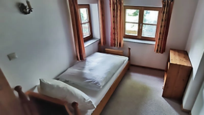 Schlafzimmer 2 mit Einzelbetten
