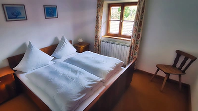 Schlafzimmer 1 mit Doppelbett
