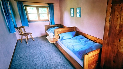 Schlafzimmer 2 mit Einzelbetten