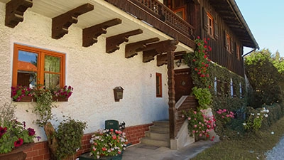 Das Haus - seitliche Ansicht